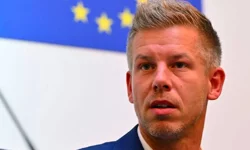 Péter Magyar kimdir?