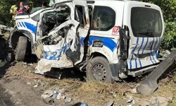 İzmir'de zincirleme kaza: 1'i polis 3 kişi hayatını kaybetti