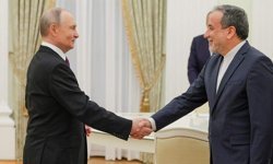 Rusya Devlet Başkanı Putin, İran Dışişleri Bakanı Arakçi ile bir araya geldi