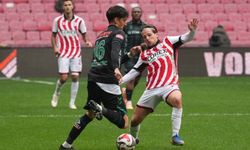 Samsunspor son dakikada penaltı kaçırdığı maçta kazanan çıkmadı