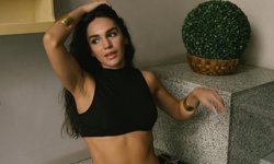 Sahra Şaş’tan her biri dikkat çeken pozlar