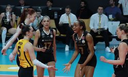 VakıfBank, Sultanlar Ligi’nde finale yükseldi