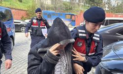 Tartıştığı kocasını başından vurarak öldürdü