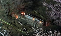 İşçileri taşıyan minibüs devrildi: 2 ölü,10 yaralı