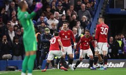 Manchester United, Chelsea'yi deplasmanda devirdi!