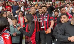 Hastaneden taburcu edilen Haluk Levent, Çorum FK formasıyla ortaya çıktı!