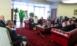 CHP’li büyükşehir belediye başkanlarından Özgür Özel’e destek açıklaması