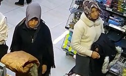 Evden çaldıkları parayla giyim alışverişine çıktılar!