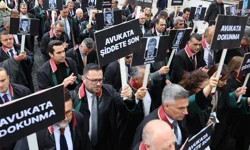 Hacize gelen avukatın parmağını kıran iş insanı tahliye edildi