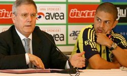 Alex de Souza'dan Aziz Yıldırım'a destek
