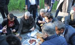 Bingöl’de 500 yıllık ‘divan’ geleneğini, Kurban Bayramı’nda da yaşattılar