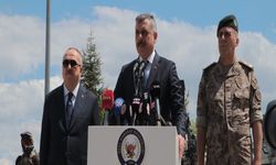 Bakan Çiftçi, özel harekat polisleriyle bayramlaştı