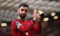 Galatasaray'ın istediği Bruno Fernandes, Premier Lig'de yılın futbolcusu seçildi