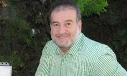Burhan Akdağ kimdir?