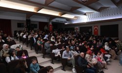 Keçiören’de ‘Cesur Balık’ sahnelendi: Minik izleyicilere eğlenceli ve öğretici tiyatro deneyimi