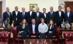 CHP’li büyükşehir belediye başkanlarından Özgür Özel’e destek açıklaması