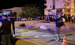 Çöp kamyonuyla çarpışan motosikletteki 2 kişi hayatını kaybetti