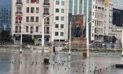 1 Mayıs’ta Taksim ve İstiklal Caddesi: Sessizlik, polis bariyerleri ve kapalı kepenkler