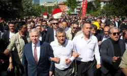 Fuat Uğur, Özel'in buluşmasına katılan Yavaş'a: Ona geçmiş olsun