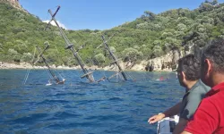 Marmaris'te tur teknesi battı