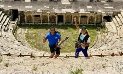 Metallica üyeleri Denizli'de antik kent ziyaret etti