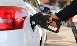 Tarih verildi: Motorine dev indirim geliyor