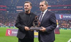 Dursun Özbek, taraftarların istifasını istediği Okan Buruk'tan vazgeçmiyor!