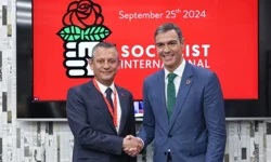 ‘Pedro Sanchez, Özgür Özel’i reddetti’ iddiasına yalanlama