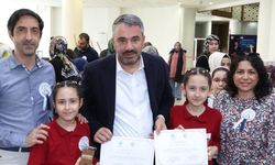 Pursaklar’da çocukların yetenek şöleni: Kursiyerlere sertifikaları verildi