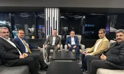 Sivasspor'da başkanlığa aday çıkmadı: Divan Kurulu destek için AK Parti'li Güler ile buluştu