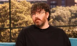 ‘Daha küçüğü yok’ diyerek penis büyütme ameliyat için yardım istedi!