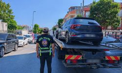 Trafikte 'düğün konvoyu' yapan 10 sürücüye, 230 bin lira para cezası