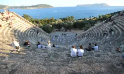 Antalya'daki 2 bin yıllık antik tiyatroda milli maç heyecanı yaşanacak!