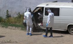 Arsada oyun oynayan çocuklar araçta ceset buldu!