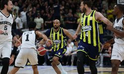 Fenerbahçe üst üste üçüncü kez şampiyon