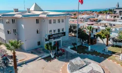 Güzelbahçe Belediye Başkanı Mustafa Günay'ın eşi Nermin Günay, gözaltına alındı