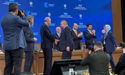 CHP ve İYİ Parti’den istifa eden 3 belediye başkanı daha AK Parti’ye katıldı!