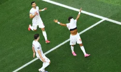 İranlı futbolcunun gol sevinci olay oldu! İşte yaptığı hareketin nedeni