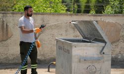 Keçiören'de çöp konteynerleri temizleniyor