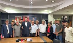 CHP'nin yeni Malatya'da il yönetimi, kapıyı çilingire açtırarak içeri girdi!