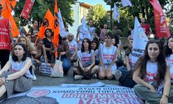 Öğretmenler, Milli Eğitim önünde eylemde: ‘Haklarımızı alana kadar sokaktayız’