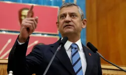 Özgür Özel’den Erdoğan’a: Üzerine çıktığım TOMA’nın şoför koltuğunda oturuyorsun