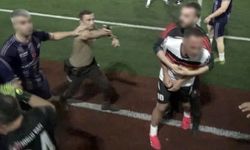 Sakarya'da polis ve esnafın maçında kavga çıktı: Biber gazıyla müdahale!