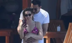 Kenan İmirzalıoğlu ve Sinem Kobal plajda 300 adet midye yedi!