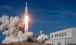 SpaceX hisselerinde sert düşüş: 3 günde 600 milyar dolar kayıp!