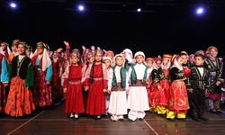TUBİL dansçıları yılsonu gösterisinde göz doldurdu