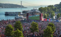 Meydanlarda toplu maç izlemek yasaklandı!