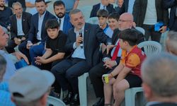 Sincan’da ‘Vatandaş Soruyor, Başkan Cevaplıyor’ buluşmaları 29 Ekim Mahallesi’nde sürdü