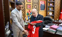 Merih Demiral'dan MHP lideri Devlet Bahçeli'ye ziyaret