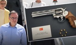 Erdoğan'ın hediye ettiği tabancaya, Belçika polisi havalimanında el koydu